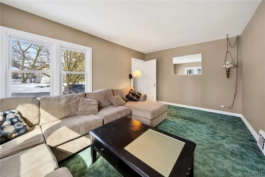 419 Darlington Road E, Syracuse, NY 13208 - #3