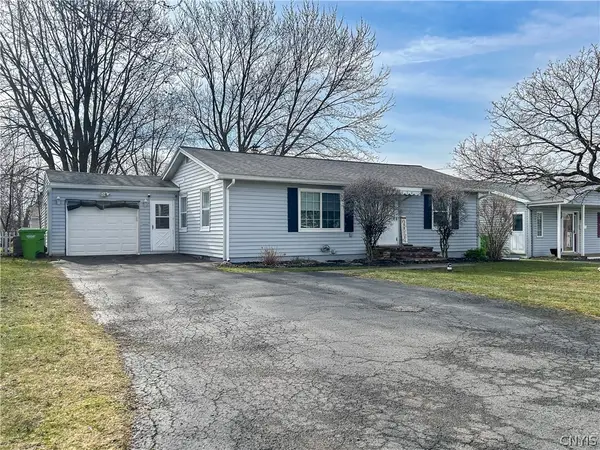 120 Vincent Avenue, Liverpool, NY 13088