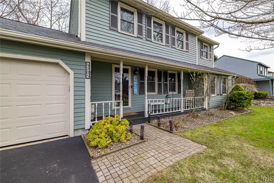 4285 Carmel Drive, Liverpool, NY 13090 - #3