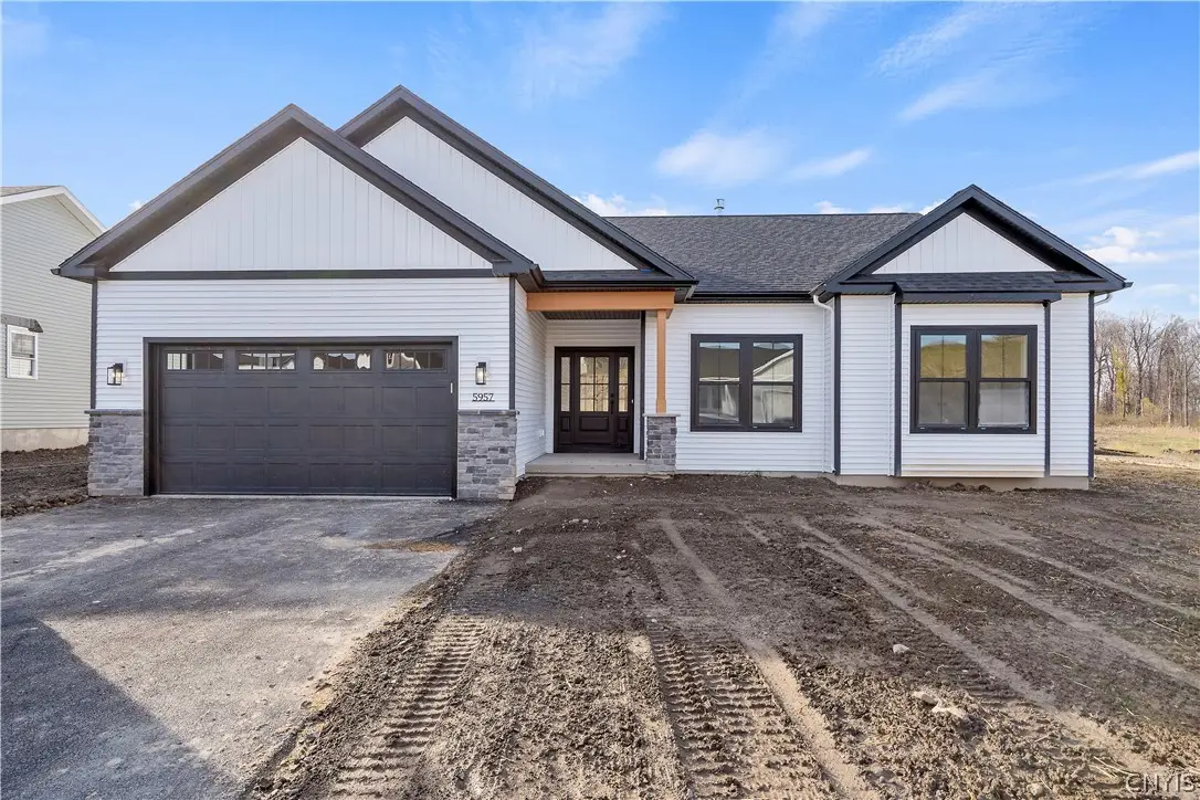 111 Terwillager Lane, Minoa, NY 13116 - #1