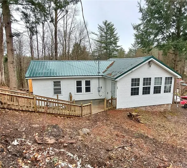 24 Wall Street, Bernhards Bay, NY 13028