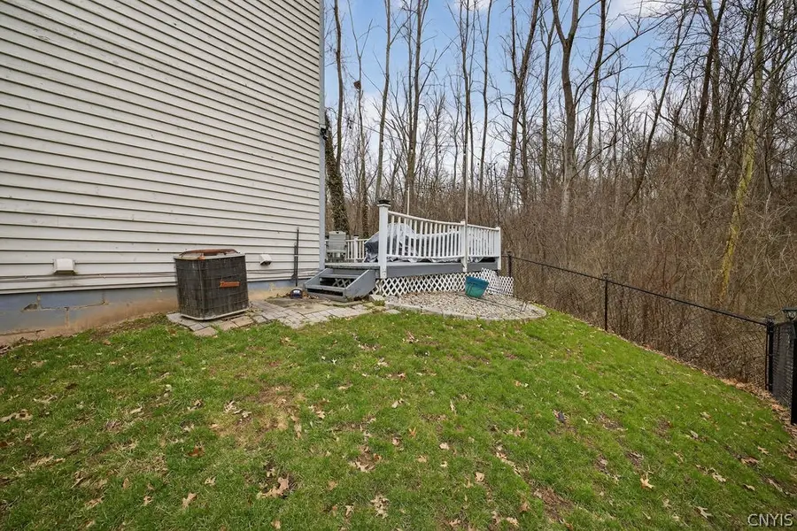 147 Iron Oak Circle, Liverpool, NY 13088 - #3