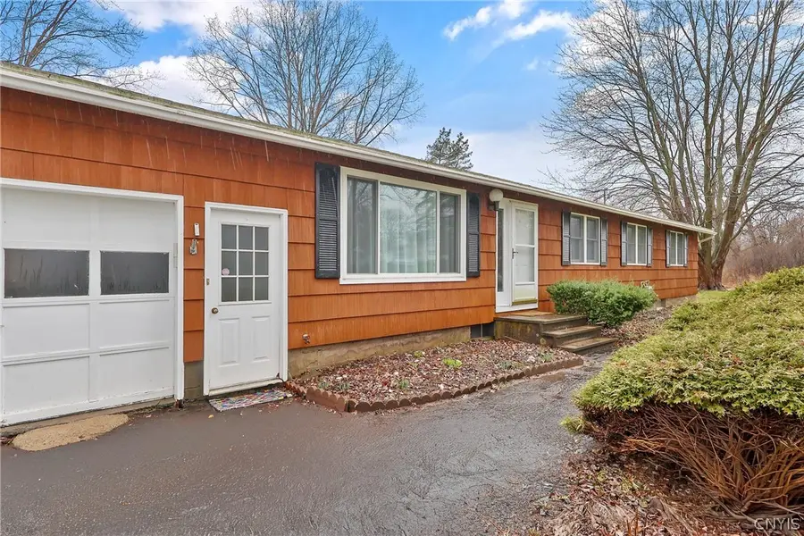 5336 Caughdenoy Road, Clay, NY 13041 - #3