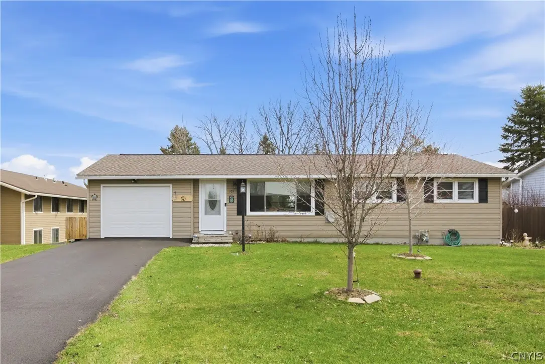 105 Clark Lane, Camillus, NY 13031 - #1