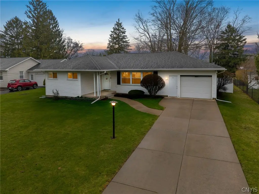 37 Highland St Extension, Auburn, NY 13021 - #1