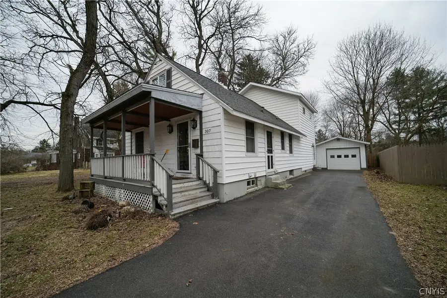 307 Lomond Place, Utica, NY 13502 - #3