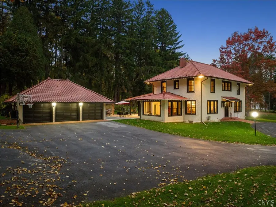 28 Jordan Road, New Hartford, NY 13413 - #2