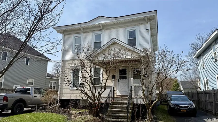 507 N Center Street, East Syracuse, NY 13057 - #2