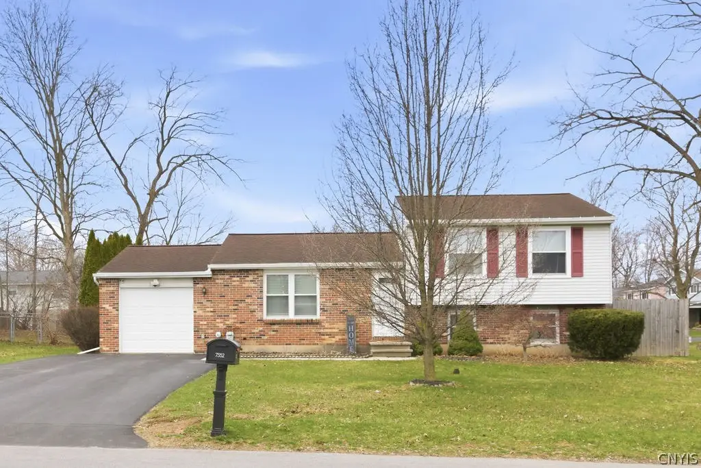 7352 Tomwood Drive, Liverpool, NY 13090 - #1