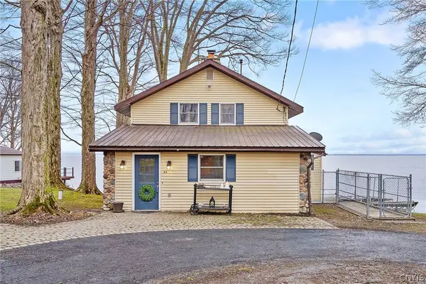 44 Kellar Drive, Bernhards Bay, NY 13028