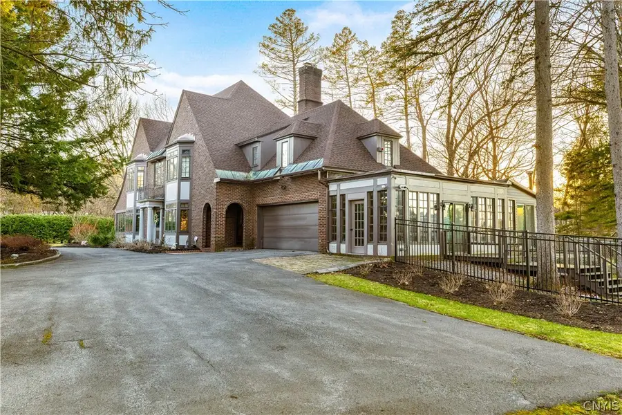 1113 Parkway E, Utica, NY 13501 - #2