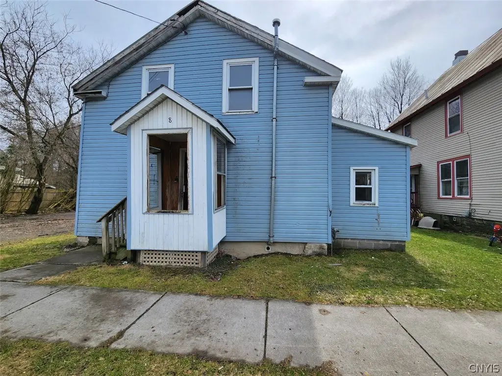 8 Center Street, McGraw, NY 13101 - #1