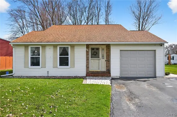 7820 Running Brook Lane, Cicero, NY 13039