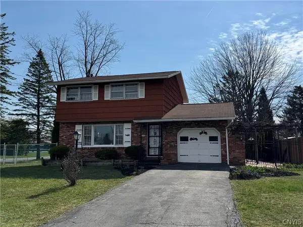 128 Washburn Drive, East Syracuse, NY 13057