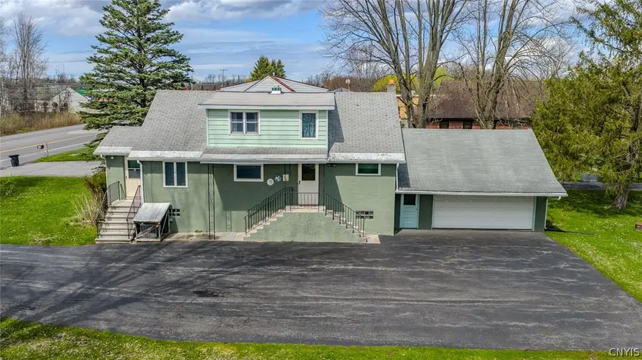 6286 Fly Road, East Syracuse, NY 13057 - #2