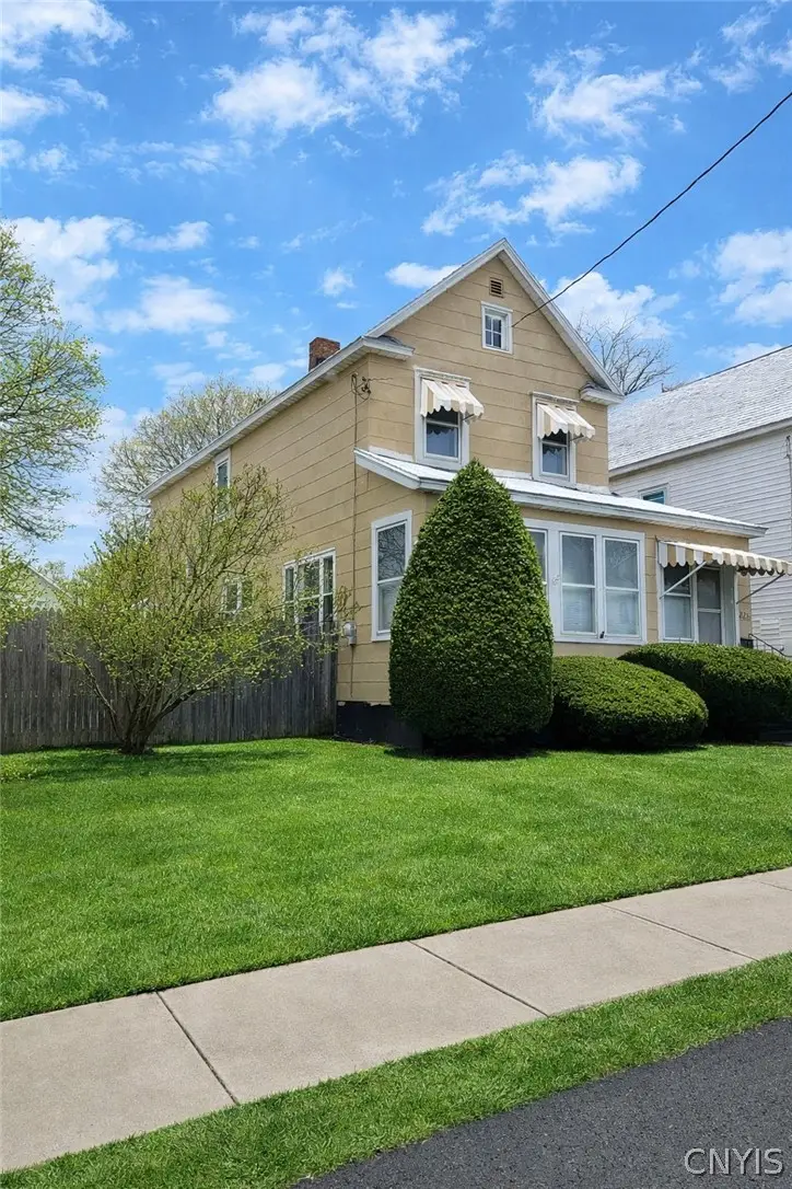 226 Burdick Avenue, Syracuse, NY 13208 - #1