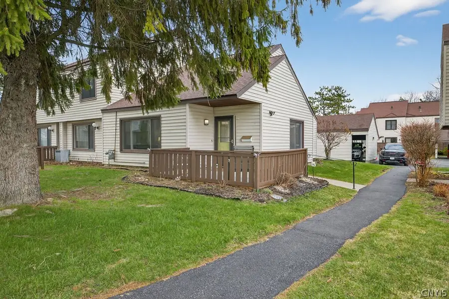 601 Barnstable Court, Camillus, NY 13031 - #2