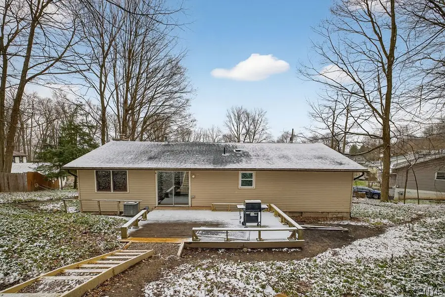 5 Camelot Circle, Syracuse, NY 13219 - #2