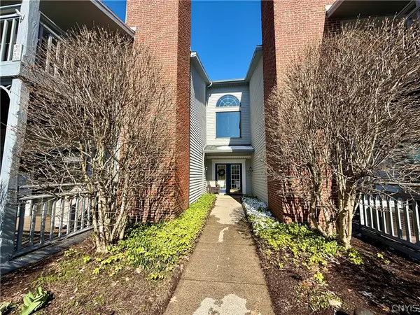 3073 Town Center Road, Baldwinsville, NY 13027