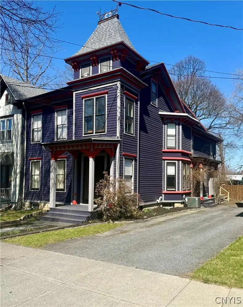 25 Grover St Street, Auburn, NY 13021 - #1