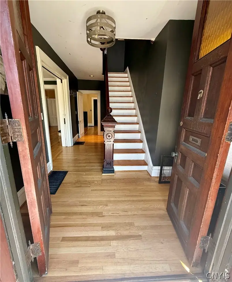 25 Grover St Street, Auburn, NY 13021 - #3