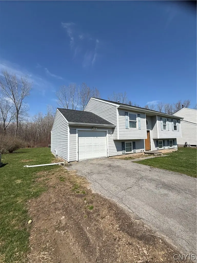 8407 Shoveler Lane, Liverpool, NY 13090 - #2
