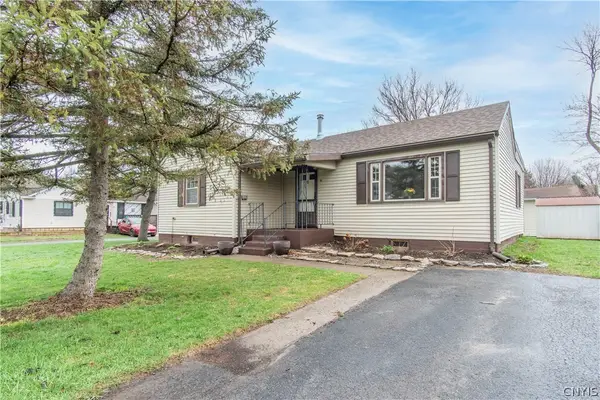 111 E Washington Street, Sackets Harbor, NY 13685