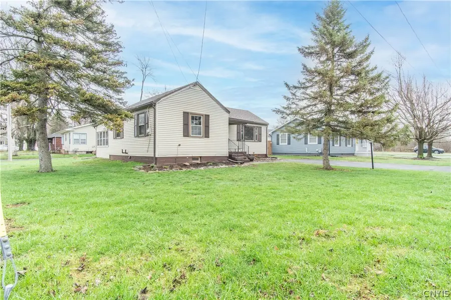 111 E Washington Street, Sackets Harbor, NY 13685 - #2