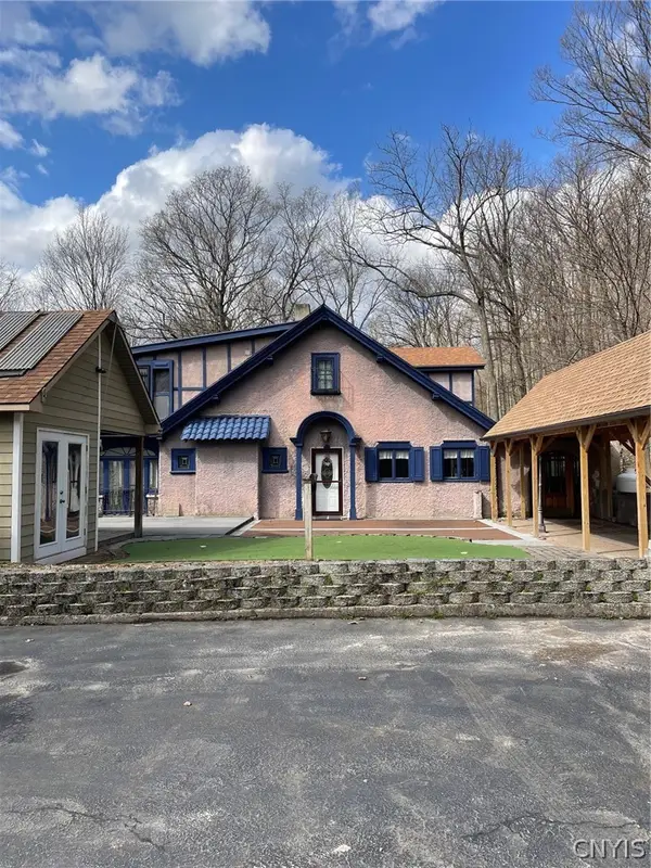 321 Rockwell Road, Nedrow, NY 13120