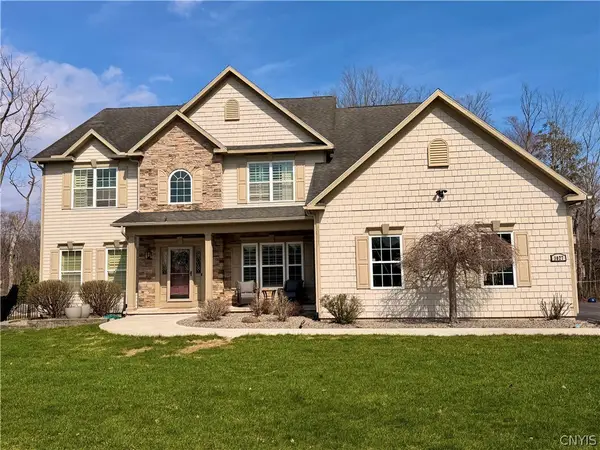 3027 Crocus Lane, Baldwinsville, NY 13027