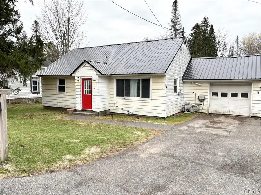 13 Cedar Street, Morrisville, NY 13408 - #2