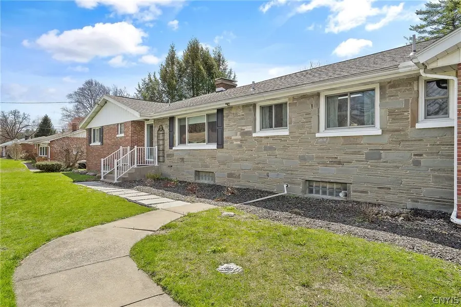 104 Tolbert Dr, Syracuse, NY 13212 - #2