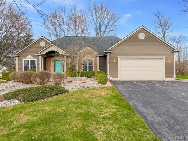 8394 Twin Flowers Road, Baldwinsville, NY 13027