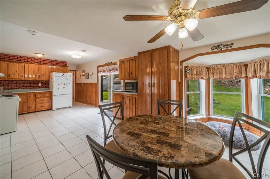 339 S Webber Drive, Chittenango, NY 13037 - #3