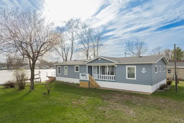 61 N River Drive, Central Square, NY 13036