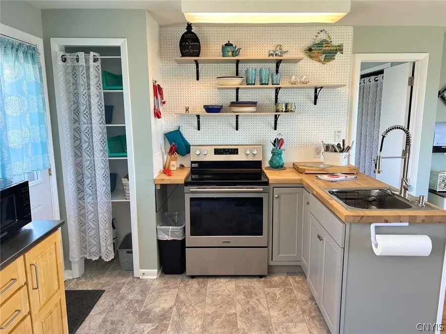 43 N Rainbow Shores Road, Pulaski, NY 13142 - #3