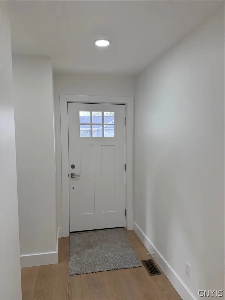 306 Nicks Way, Syracuse, NY 13209 - #3