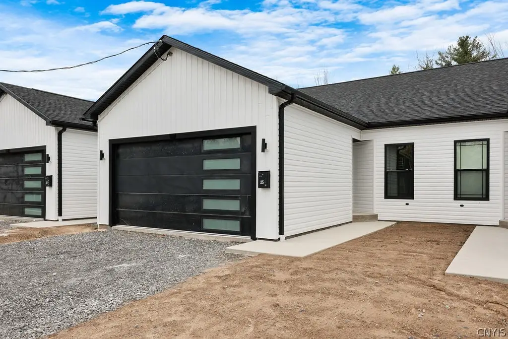 25 Elm Street, Phoenix, NY 13135 - #1