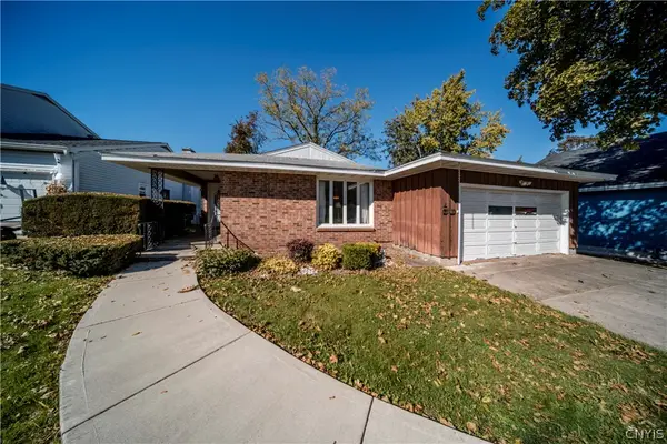 110 Bellshire Lane, Syracuse, NY 13208