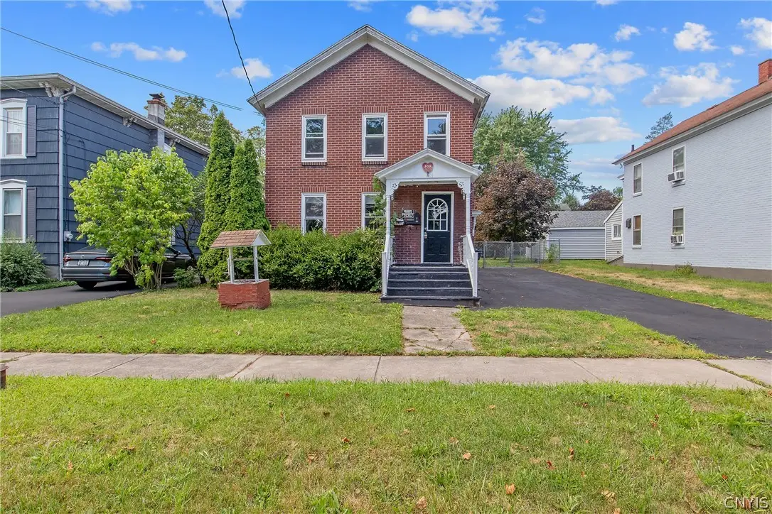 109 Mccool Avenue, East Syracuse, NY 13057 - #1