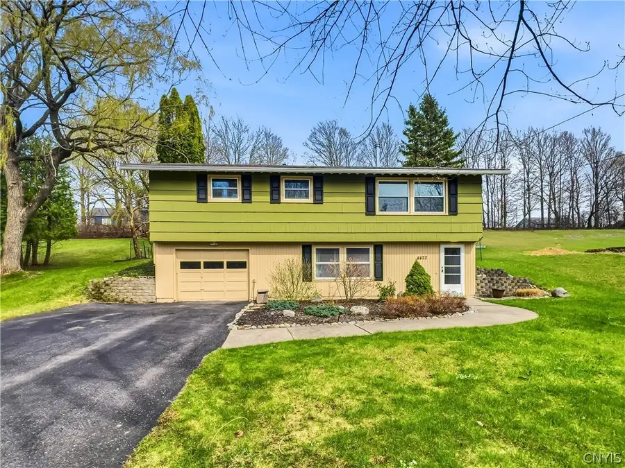 4422 Outlook Drive, Syracuse, NY 13215 - #3