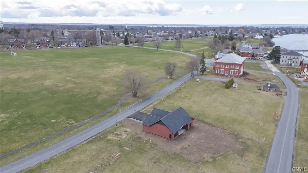 421 NE Pike Road Ne, Sackets Harbor, NY 13685 - #1