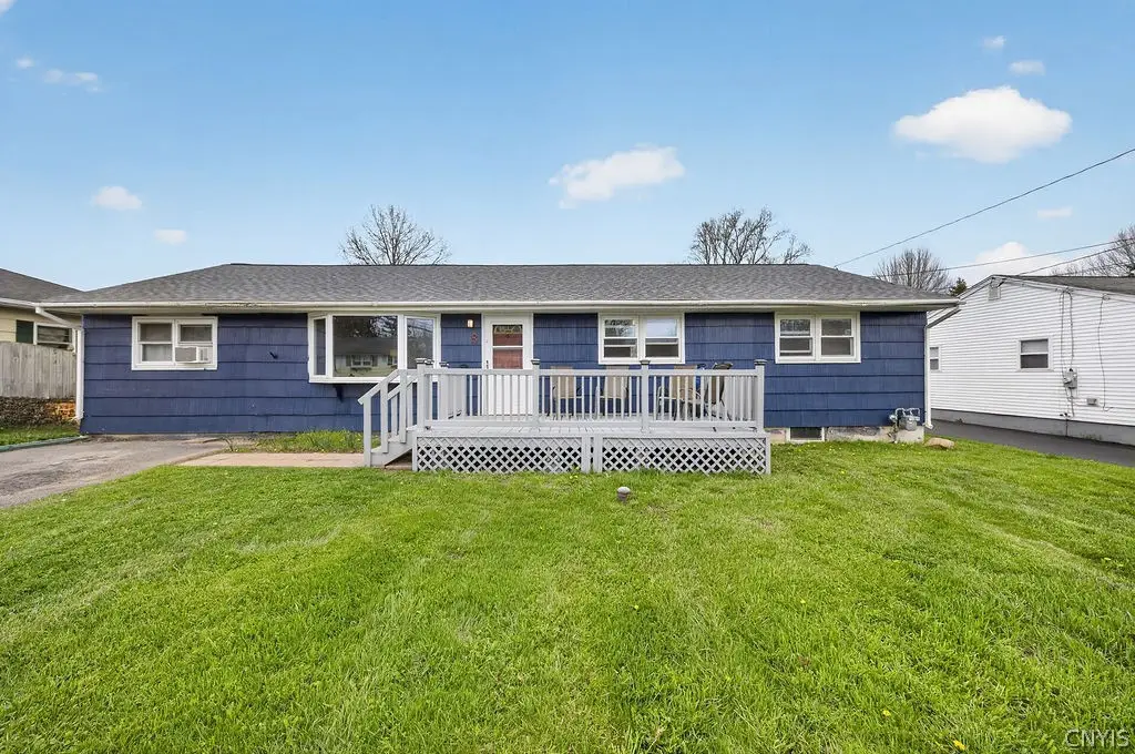 8 Mercer Street, Baldwinsville, NY 13027 - #1