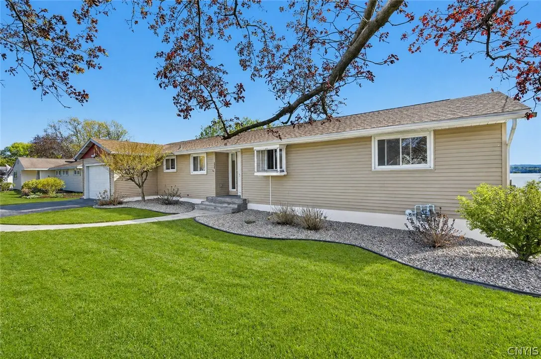 300 Saltmakers Road, Liverpool, NY 13088 - #1