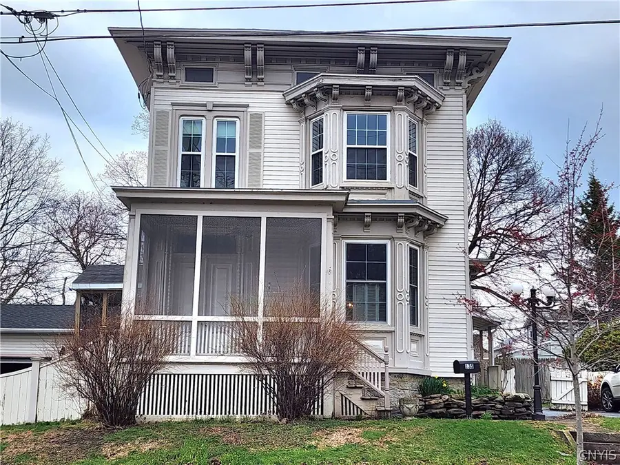 135 W Cayuga Street, Oswego, NY 13126 - #2