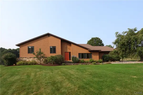 5002 Saddlebrook Drive, Fayetteville, NY 13066