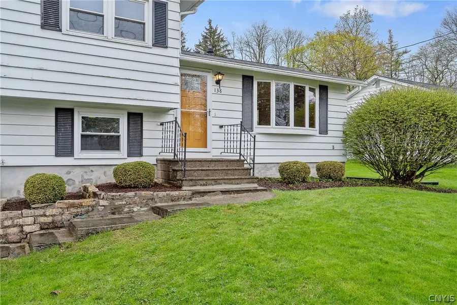 138 Bennett Road, Camillus, NY 13031 - #2