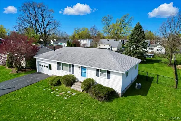 307 Pleasant Drive, East Syracuse, NY 13057
