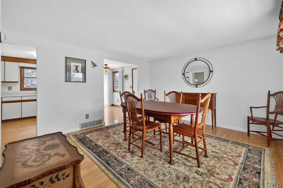 8441 Transit Lane, Baldwinsville, NY 13027 - #3