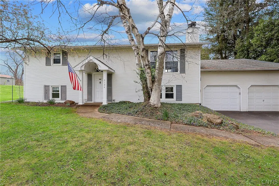 3194 Howlett Hill Road, Camillus, NY 13031 - #1